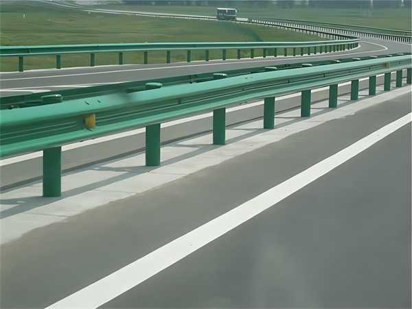 仙桃波形梁护栏在高速公路的应用